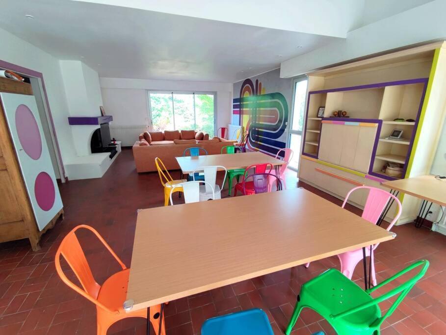 Gite Le 45 Tours Nueil-sous-les-Aubiers Екстериор снимка